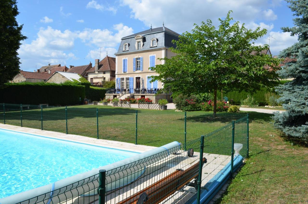 Logis Domaine Du Cheval Blanc Gasthof